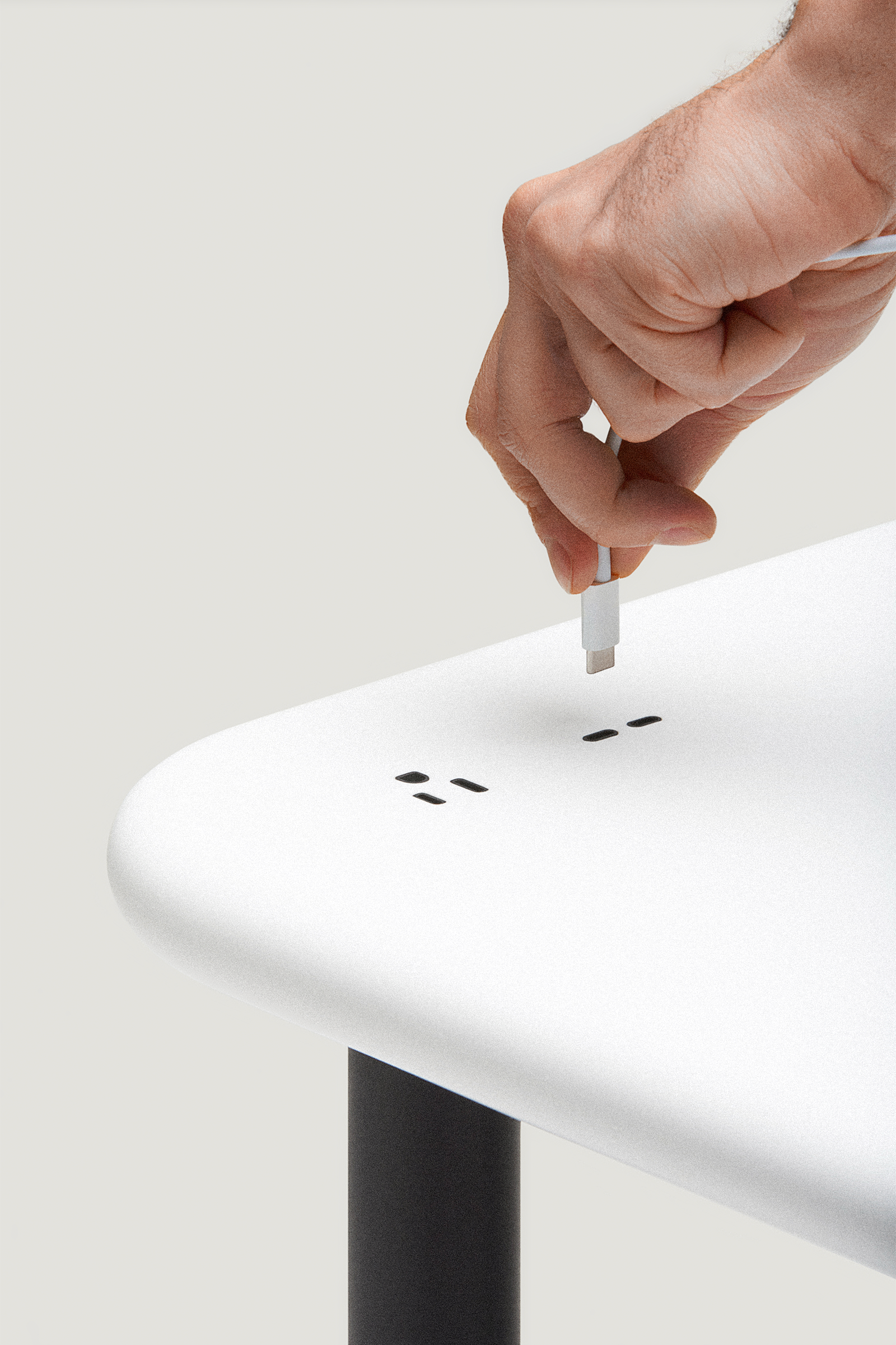 Built-in spill-proof outlet and two USB-C ports