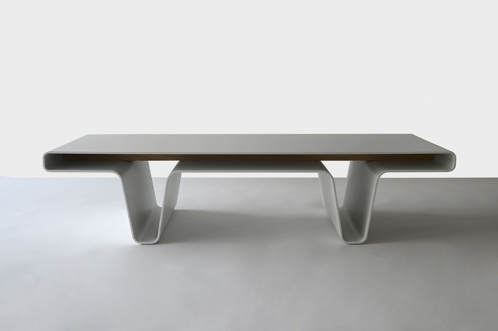 jan goderis design lab_BEND coffee table_ph Sonny Plasschaert_5-5c4b8eb6